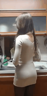 ??: 오빠 설거지는 내가 할게.gif | 인스티즈