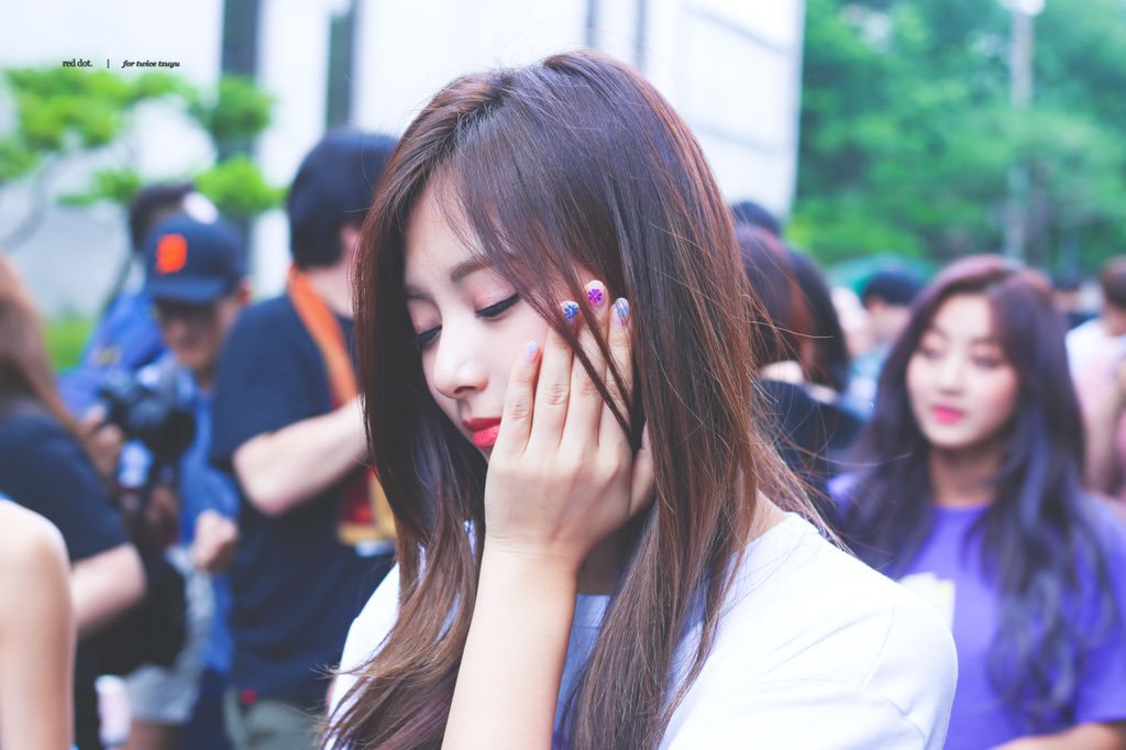 최근 트와이스 쯔위의 미모 수준 ㄷㄷㄷ.jpgif | 인스티즈