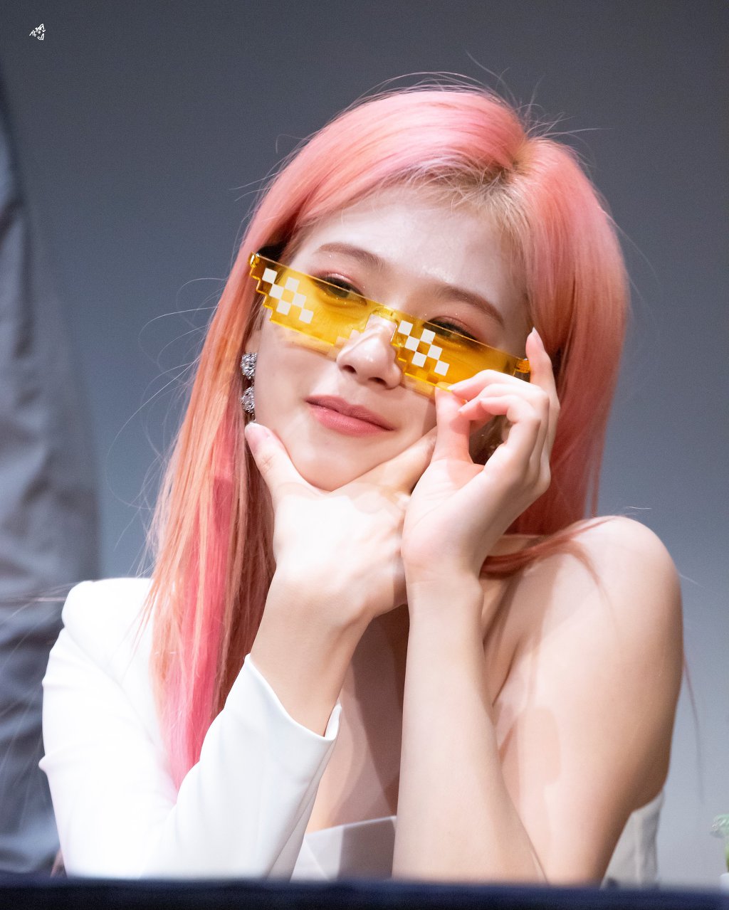 오늘이 생일인 트와이스 사나.jpgif (335장) | 인스티즈