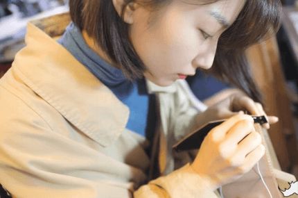 요즘 잘 안 올라와서 올려보는 프로미스나인 이새롬.jpgif | 인스티즈