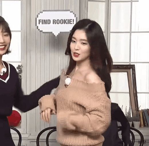 섹시한 아이린을 보는 슬기의 반응.gif | 인스티즈