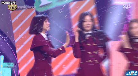 프로미스나인_인기가요.gif | 인스티즈