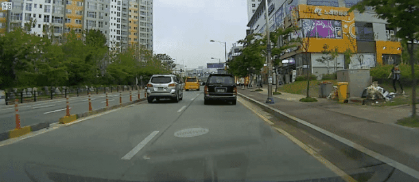 부모가 한 눈 팔면 벌어지는 경악스러운 일 | 인스티즈