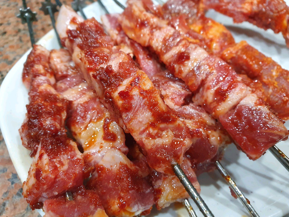 연말 동창 모임 양꼬치 움짤 | 인스티즈