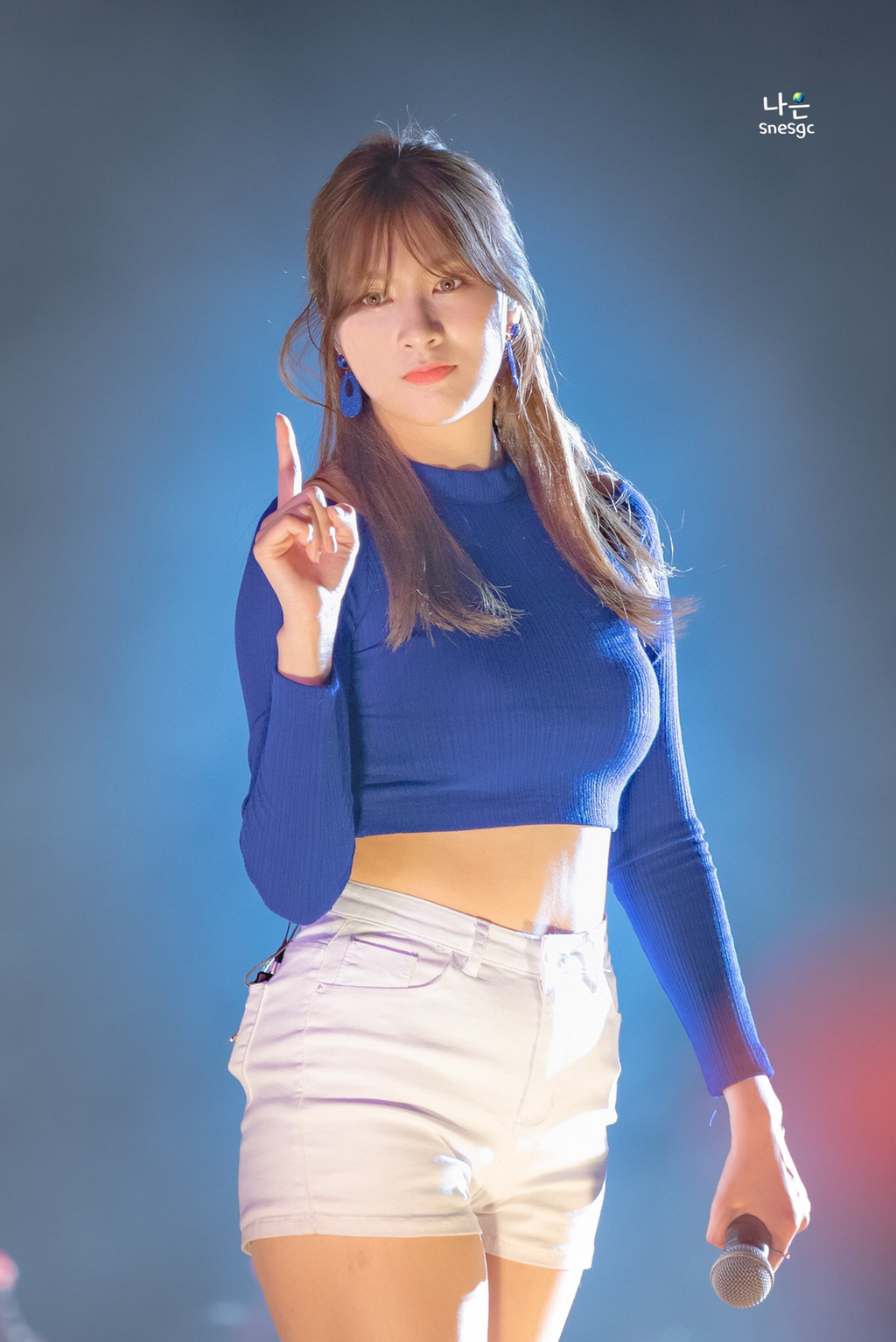 [에이핑크] 아몬드 초콜릿이 먹고싶어서 하영이 | 인스티즈