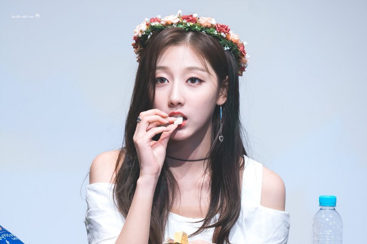 러블리즈 예인 생일이라서 예인이 | 인스티즈