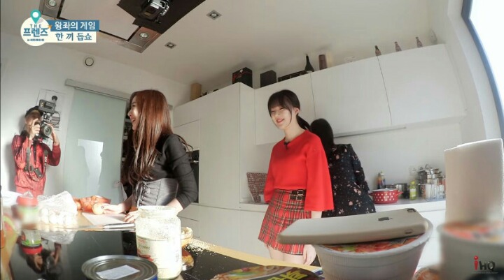 양념장 만들다 급 멘붕온 여자친구 예린.jpgif | 인스티즈