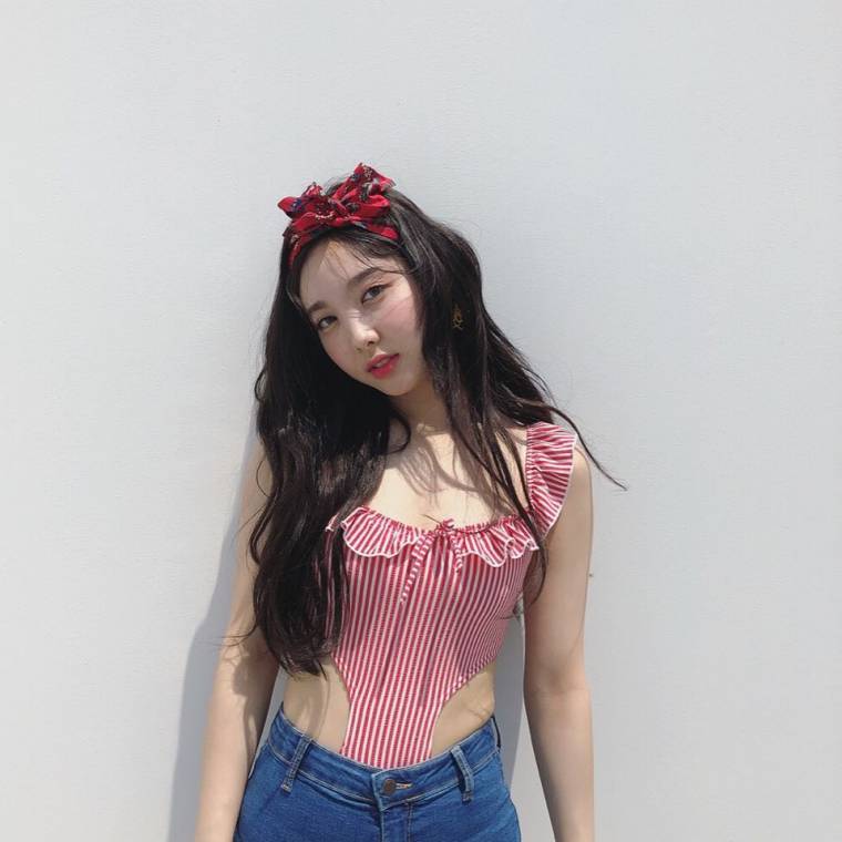 180711 KBS 연예가중계 게릴라 데이트 촬영 - 체리 토끼 나연이 of TWICE | 인스티즈
