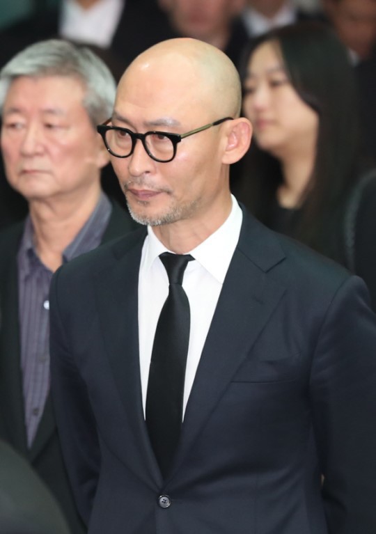 故김주혁 배우 발인식 현장 사진 | 인스티즈